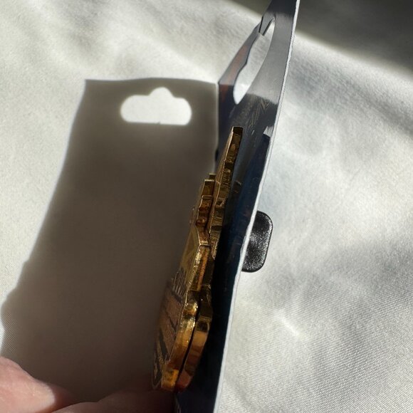 NWT Disneyland Celebrate the Mountains Big Thunder Mountain Chip & Dale Pin - Picture 11 of 12